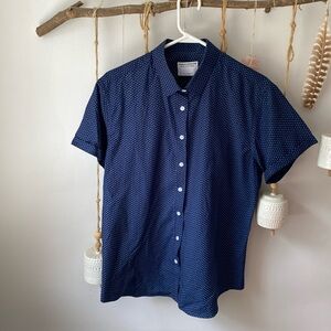 Androgynous Fox button down short sleeve